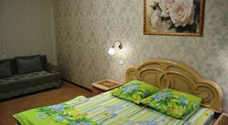 Гостевой дом Aparthotel Absolyut Нижнекамск Двухместный номер с 1 кроватью и собственной ванной комнатой-7